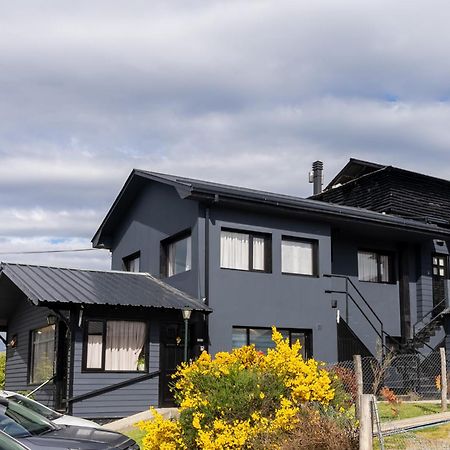 Utaka Cabanas Y Apartamentos Ushuaia Esterno foto